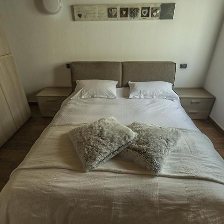 K&K Apartment Aosta Bagian luar foto
