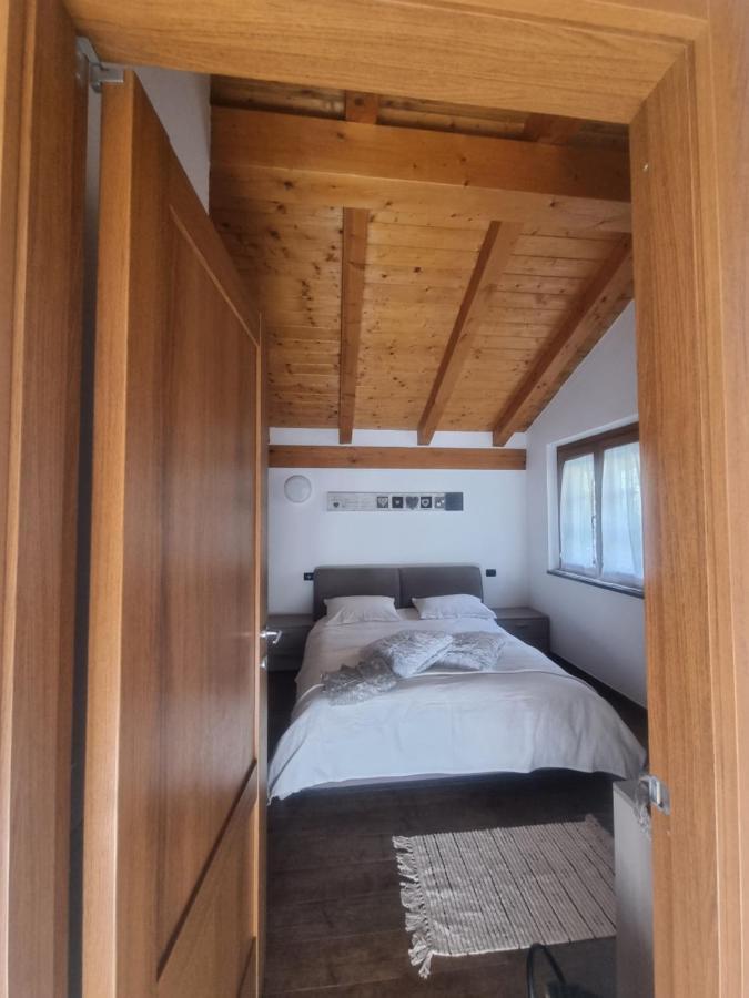 K&K Apartment Aosta Bagian luar foto